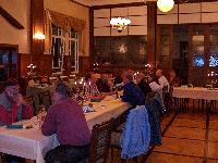 Abends im Hotel Fliegerheim