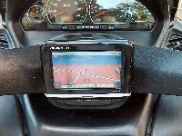 Navigationssystem mit Halterung